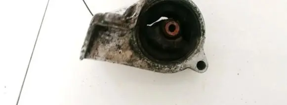 Nissan Almera N16 Engine mount bracket