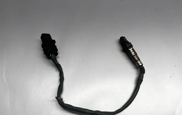 Mercedes-Benz CLS C218 X218 Lambda probe sensor 0085424518