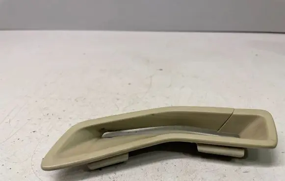 Volvo XC60 Seat belt trim 30767128