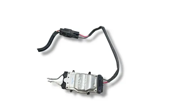 Volvo S40 Fan control module 1137328558