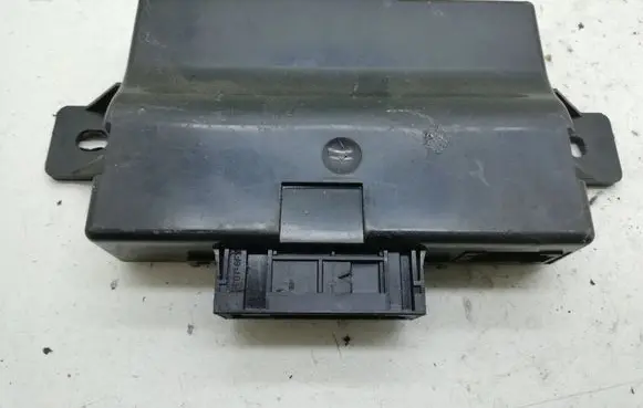 Audi A6 S6 C7 4G Gateway control module 4G0907468B