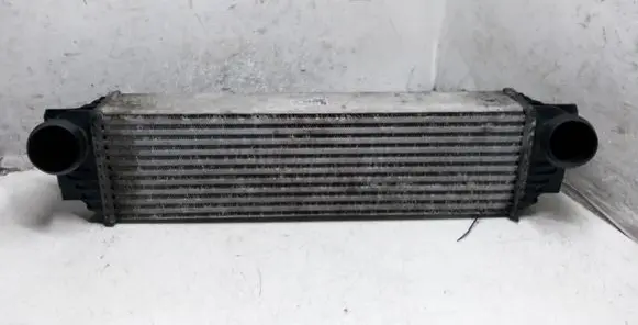 BMW 5 F10 F11 Intercooler radiator 1751780562906