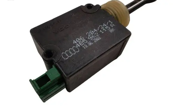 Audi A6 S6 C5 4B Tailgate boot lock/latch motor 4B5962115A