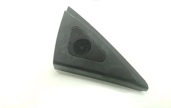 Front door high frequency speaker