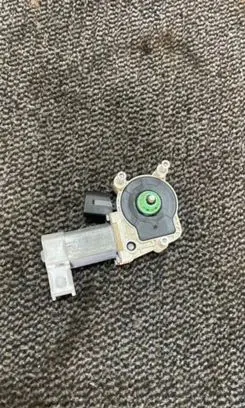 BMW 5 E60 E61 Front door electric window regulator 6922267