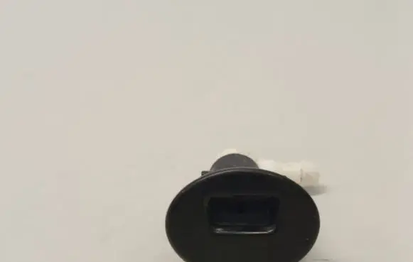 Jeep Grand Cherokee Rear window washer spray nozzle 