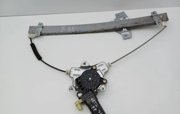 Hyundai Getz Front door window regulator with motor 