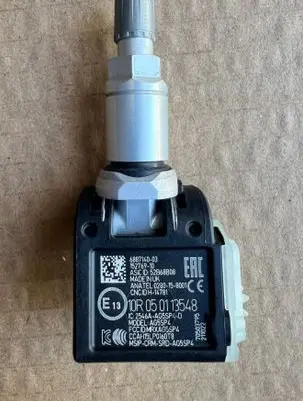 BMW X5 G05 Tire pressure sensor 6887140 10R050113548