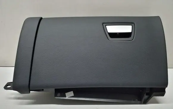 Maserati Ghibli Glove box set 06700196250 670017255