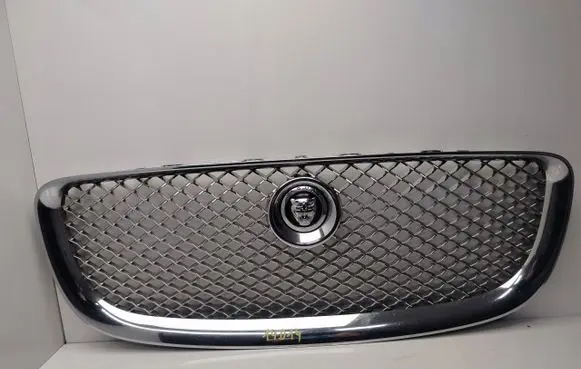 Jaguar XJ X351 Front bumper upper radiator grill AW938B271