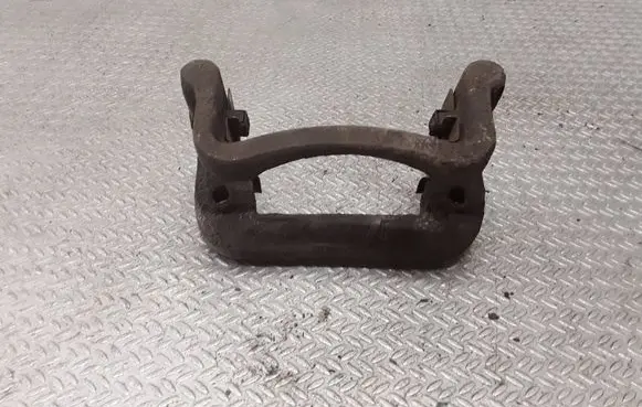 Opel Insignia A Brake caliper pad carrier rear 