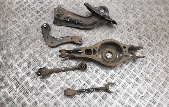 Lexus UX Rear upper control arm/wishbone