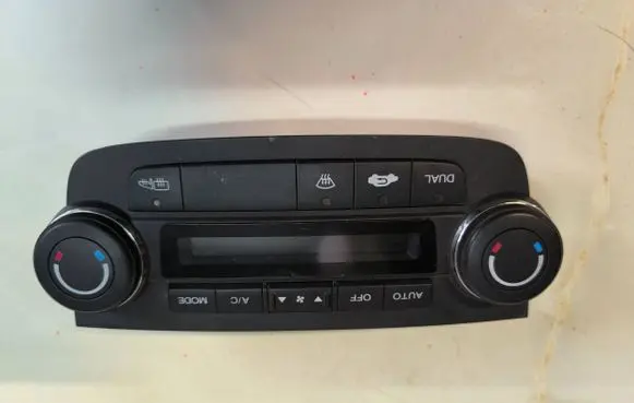 Honda CR-V Climate control unit 79600