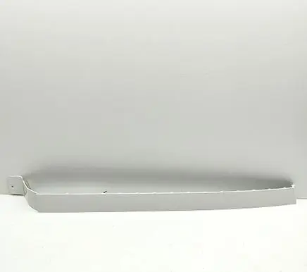 Rear fender molding trim