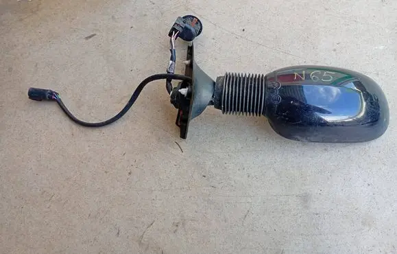 Ford Ka Front door electric wing mirror 835089
