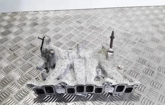 Honda FR-V Intake manifold