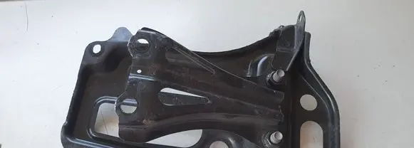 Toyota Avensis T270 Battery tray 