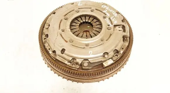 Mercedes-Benz A W176 Dual mass flywheel A0262500501 DWUMASOWE LUK