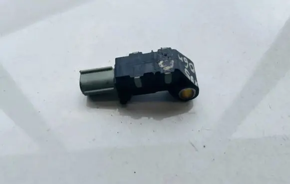 Lexus IS 220D-250-350 Airbag deployment crash/impact sensor 6d12