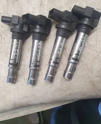 Volkswagen Golf V High voltage ignition coil CL003