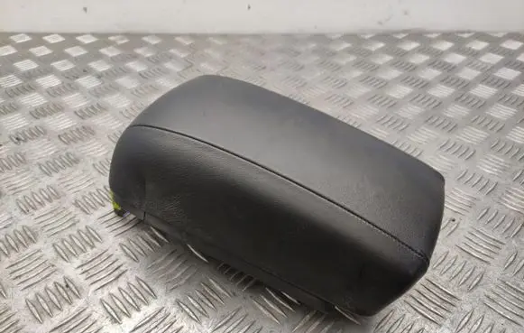 Hyundai i30 Armrest