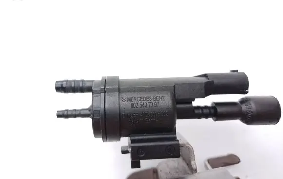 Mercedes-Benz S W222 Vacuum valve A0025407097 A6510942341