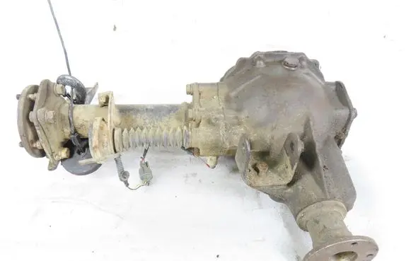 Mitsubishi L200 Rear differential FC7