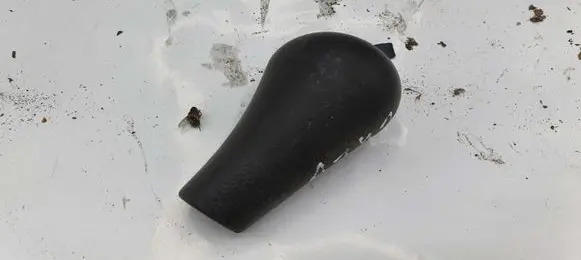 Nissan Terrano Gear lever shifter trim leather/knob NOCODE
