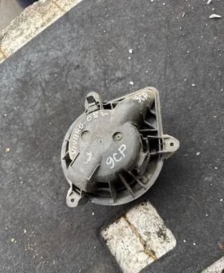 Opel Vivaro Heater fan/blower 