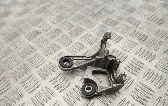 Hyundai i20 (BC3 BI3) Gear shift cable bracket 4392002570