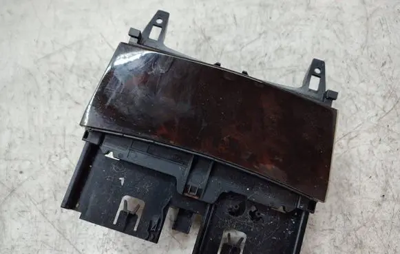 Mercedes-Benz E A207 Ashtray (front) A2046801350