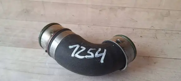 Volkswagen Golf V Intercooler hose/pipe 