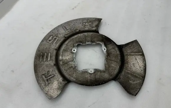Tesla Model S Rear brake disc plate dust cover 600643300A