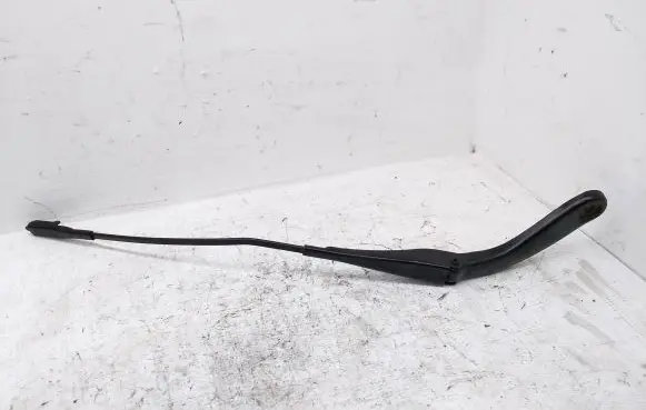 BMW 4 F32 F33 Front wiper blade arm 7260485