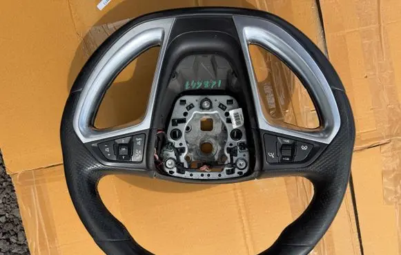 Opel Insignia A Steering wheel 