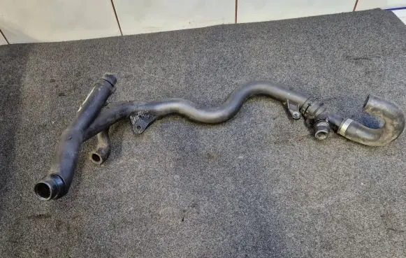 BMW 5 E60 E61 Engine coolant pipe/hose 7787380