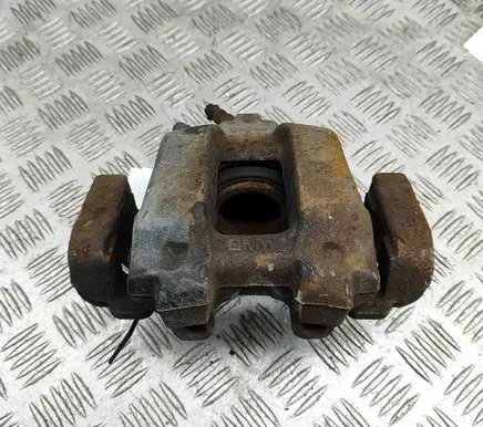 BMW 3 GT F34 Front brake caliper 6857687