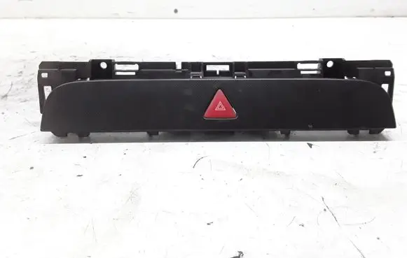 Volkswagen PASSAT B6 Hazard light switch 3C0857318C