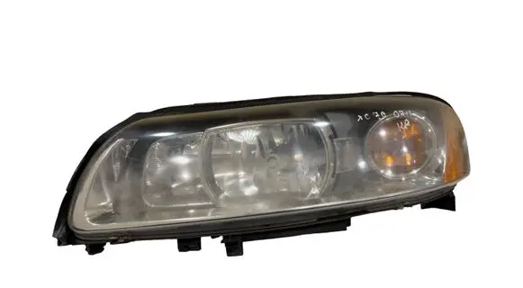 Volvo XC70 Headlight/headlamp 30784248 89901008