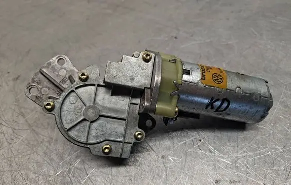 Audi A6 S6 C5 4B Seat adjustment motor 3B0959762Q