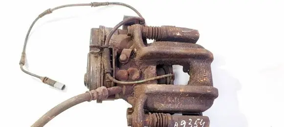 BMW 5 GT F07 Rear brake caliper 32349660