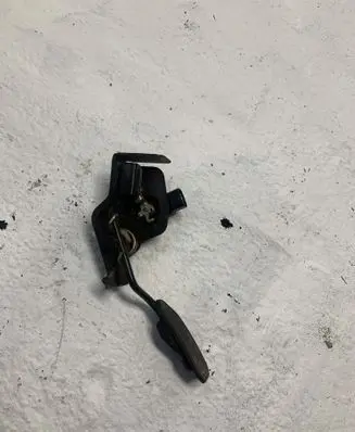 Toyota Corolla Verso AR10 Accelerator throttle pedal 8928152011 1983003031