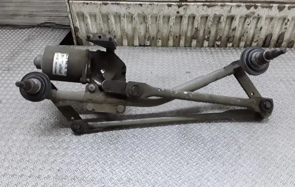 Ford Fusion Front wiper linkage and motor 2S6T17B571AC