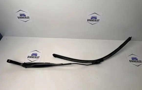 Dodge RAM Windshield/front glass wiper blade P68259567AA