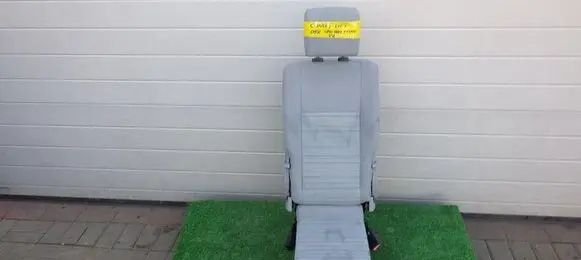 Ford Galaxy Second row seats 