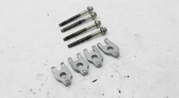 Nissan Qashqai Fuel Injector clamp holder 