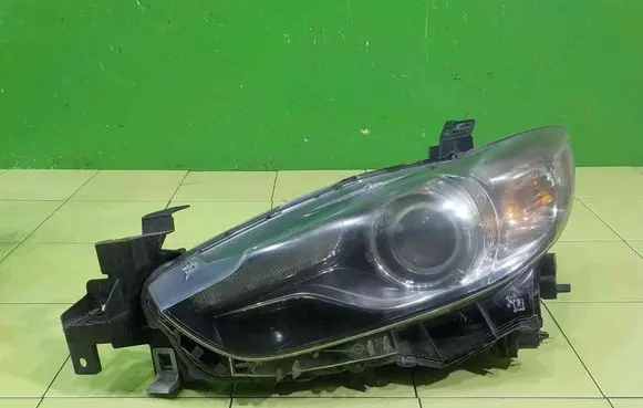 Mazda 6 Headlight/headlamp PRZOD