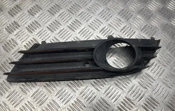 Opel Astra H Front bumper lower grill 13126025 375768702