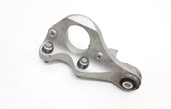 Volvo XC60 Engine mounting bracket 32222463