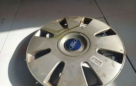 Ford C-MAX I R16 wheel hub/cap/trim 3M511000DC 3M51-1000-DC